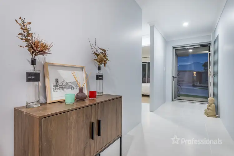 Fifth view of Homely house listing, 27 Alizarin Loop, Eglinton WA 6034