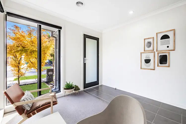Second view of Homely house listing, 7 Illawarra Avenue, Clyde VIC 3978