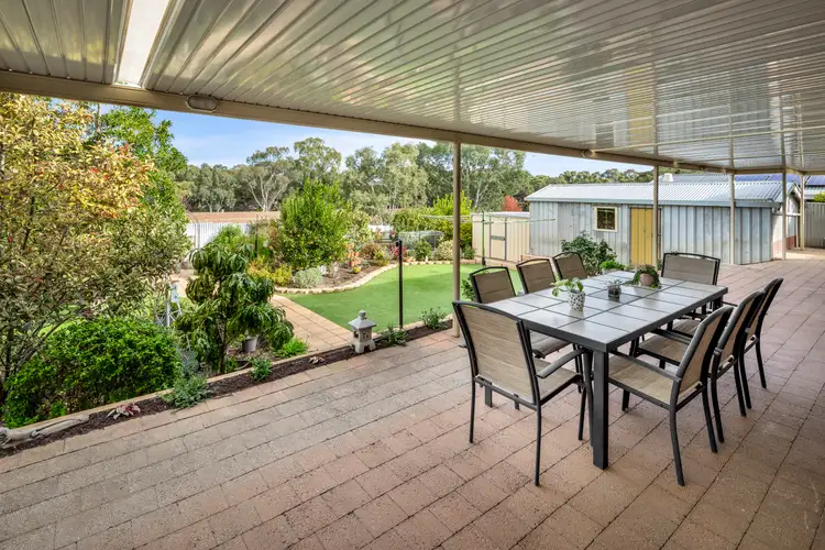 33 Campus Drive, Aberfoyle Park SA 5159