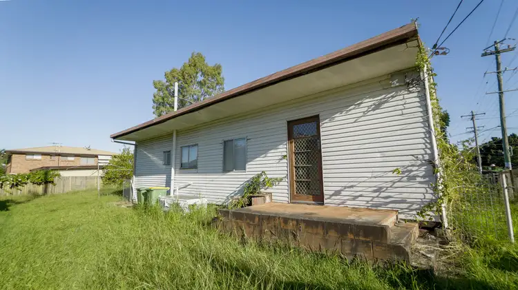 38 Hunter Street, Brassall QLD 4305