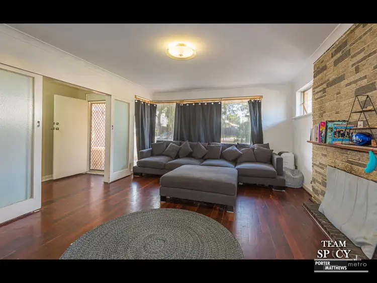 Fifth view of Homely house listing, 2 Coralie Court, Armadale WA 6112