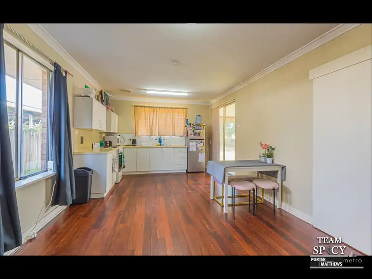 Seventh view of Homely house listing, 2 Coralie Court, Armadale WA 6112