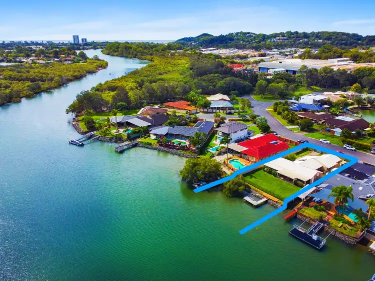 9 Chown Avenue, Currumbin Waters QLD 4223