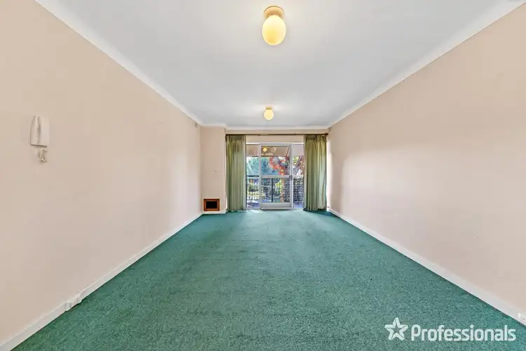 Seventh view of Homely unit listing, 11/2 Pengilly Road, Orelia WA 6167