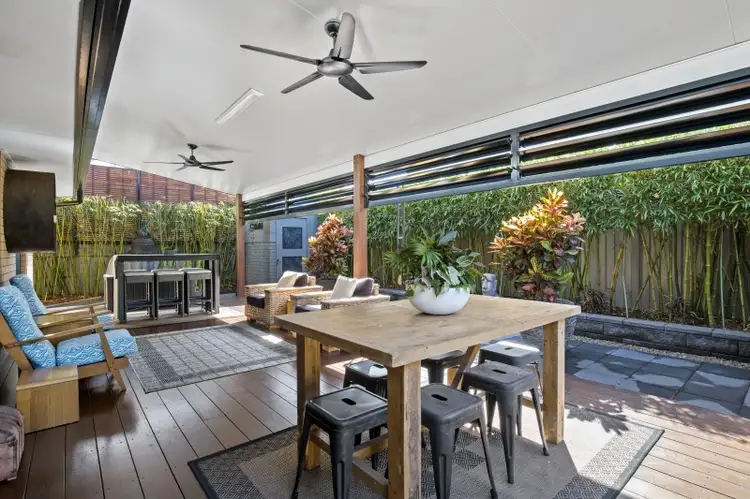 Main view of Homely house listing, 2/18 Burra Street, Chevron Island QLD 4217