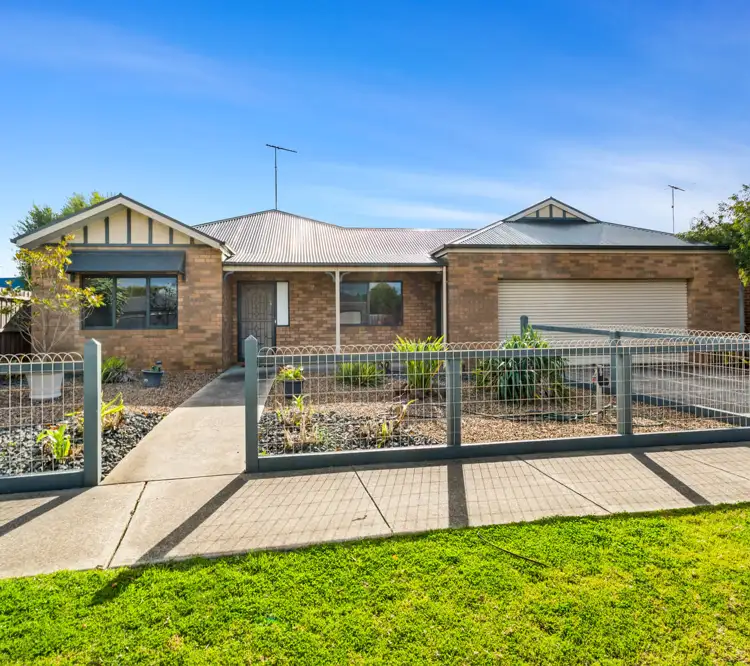 70 Curtain Drive