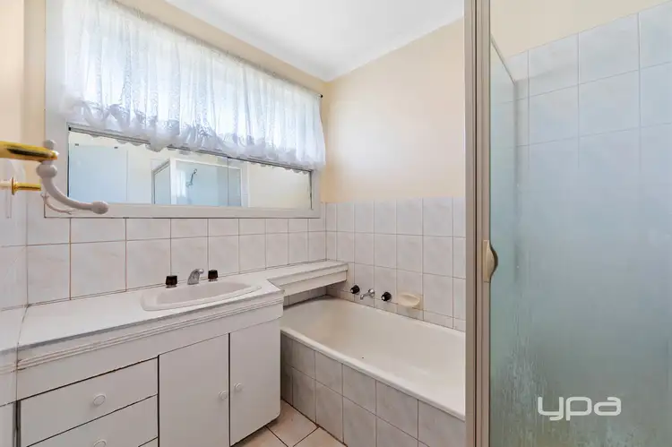 Sixth view of Homely house listing, 11 Witchwood Close, Albanvale VIC 3021
