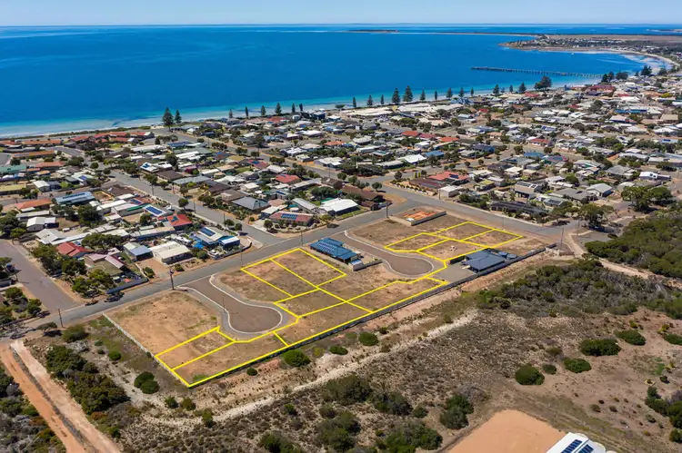 1, 2, 3 & 4 Fergusson Court, Tumby Bay SA 5605
