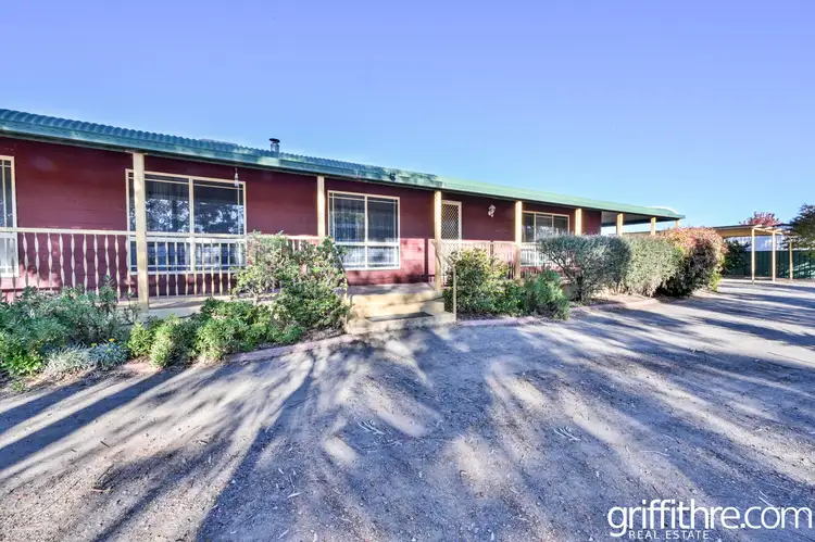 38 Campbell Street, Darlington Point NSW 2706