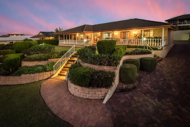 44 JACOBSEN OUTLOOK, Urraween QLD 4655