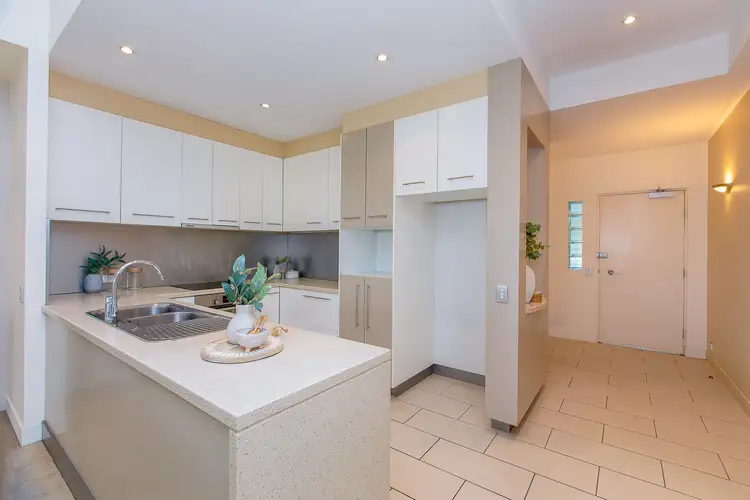 Third view of Homely apartment listing, 10/88 Lockerbie Street, Kangaroo Point QLD 4169