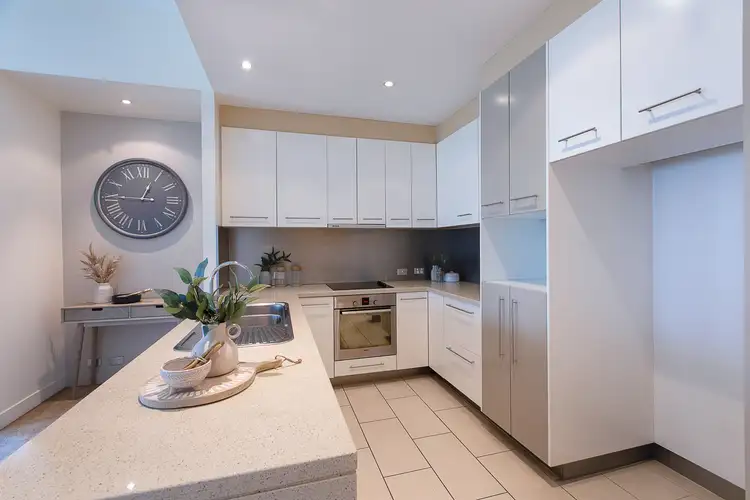 Fourth view of Homely apartment listing, 10/88 Lockerbie Street, Kangaroo Point QLD 4169