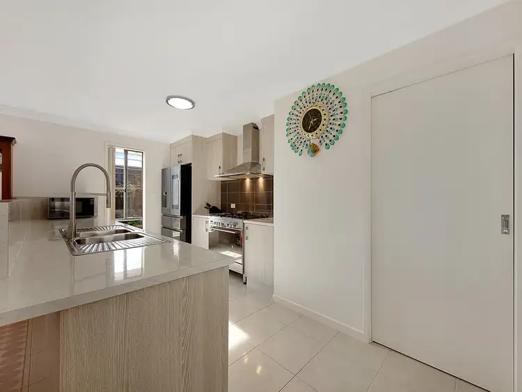Third view of Homely house listing, 2 Silky Oak Avenue, Wodonga VIC 3690
