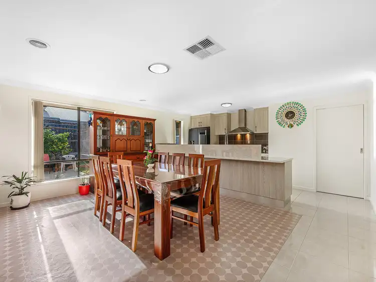 Fourth view of Homely house listing, 2 Silky Oak Avenue, Wodonga VIC 3690