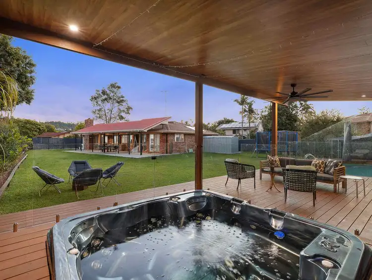 4 Duntreath Street, Keperra QLD 4054