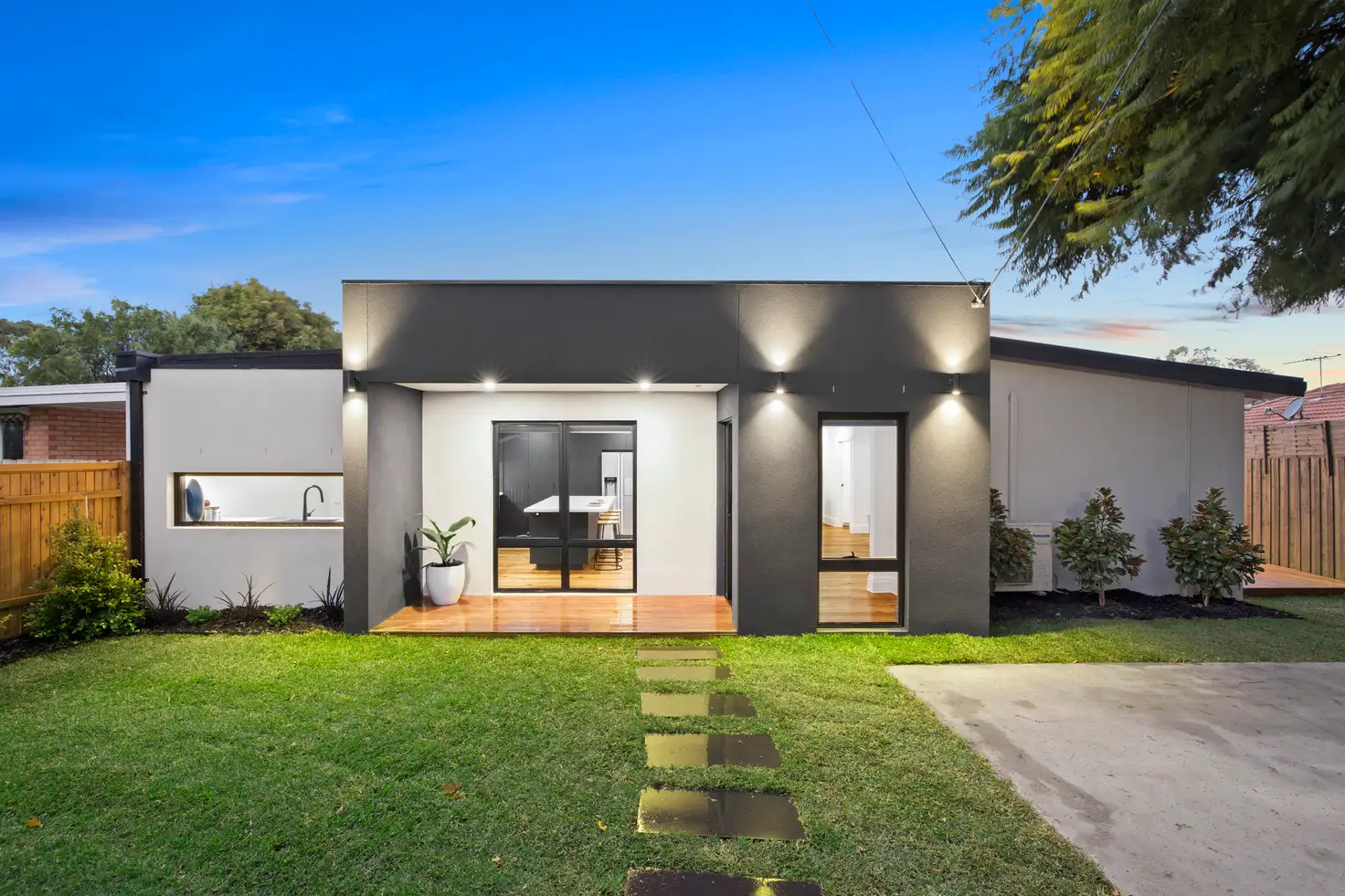 Main view of Homely unit listing, 1/2 Coleman Court, Cheltenham VIC 3192