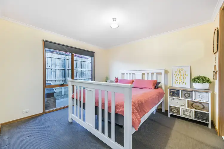 Third view of Homely house listing, 5 Pioneer Place, Hampton Park VIC 3976