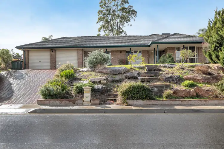 17 Shetland Street, Woodcroft SA 5162