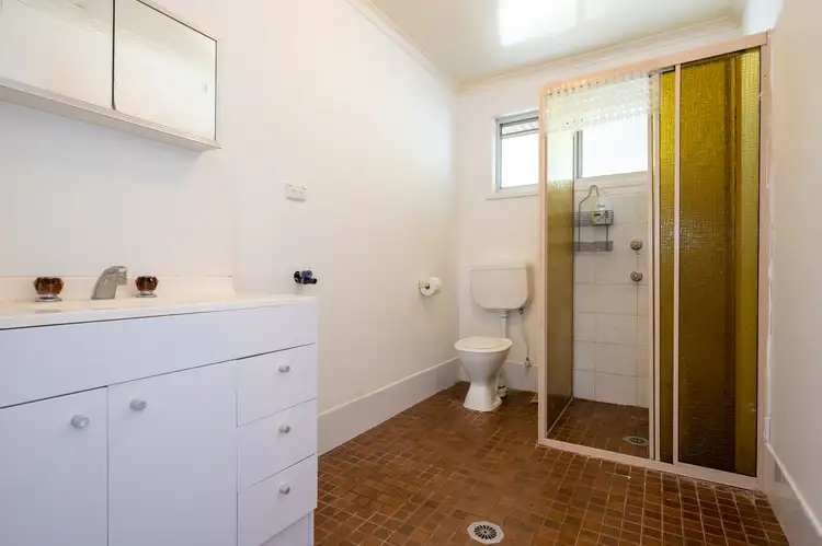 Seventh view of Homely house listing, 18 Young Street, Darlington Point NSW 2706