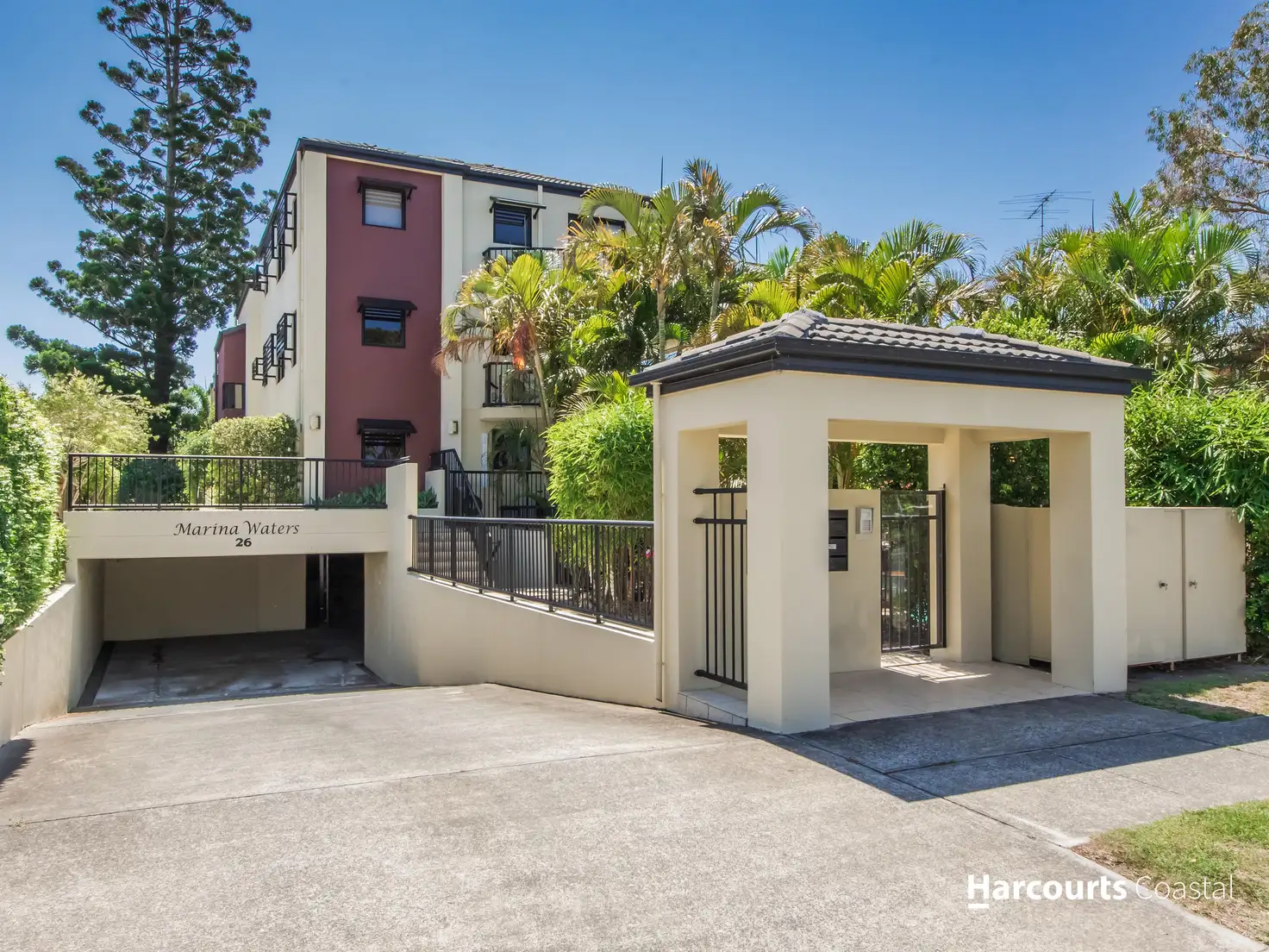 Main view of Homely apartment listing, 2/26 Bath Street, Labrador QLD 4215