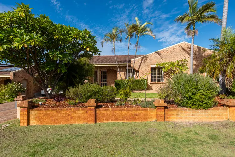2/1 Freeland Way, Eden Hill WA 6054