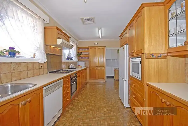 Fifth view of Homely house listing, 72 Lemont Avenue, Mount Waverley VIC 3149