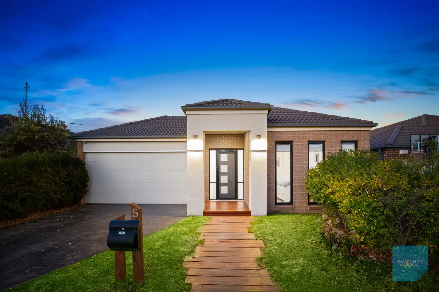 Main view of Homely house listing, 5 Cobaw Circuit, Caroline Springs VIC 3023