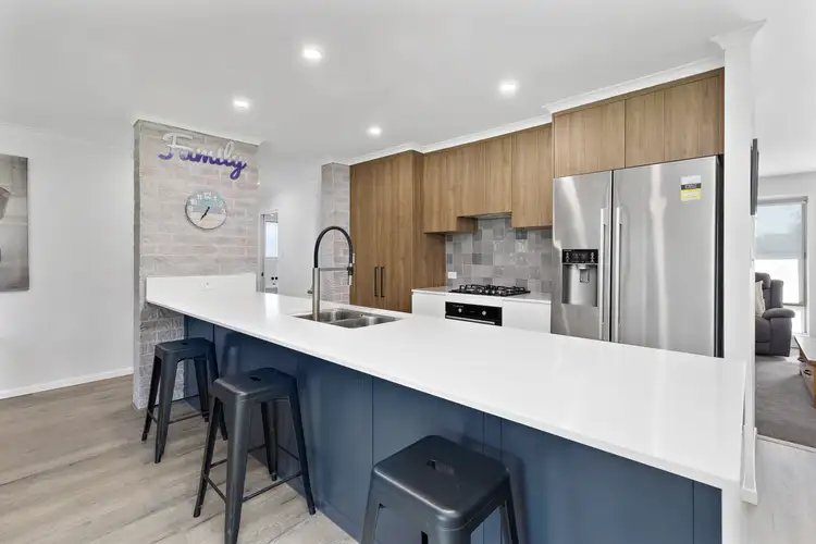Third view of Homely house listing, 10 Leigh Court, Alexandra Hills QLD 4161