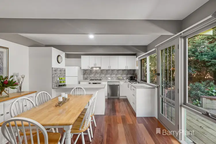 1/12 Tintern Avenue, Bayswater North VIC 3153