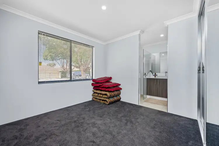 Sixth view of Homely house listing, 1 Evelyn Street, Gosnells WA 6110