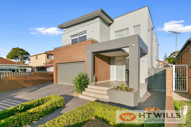 25 Kenyon Road, Bexley NSW 2207