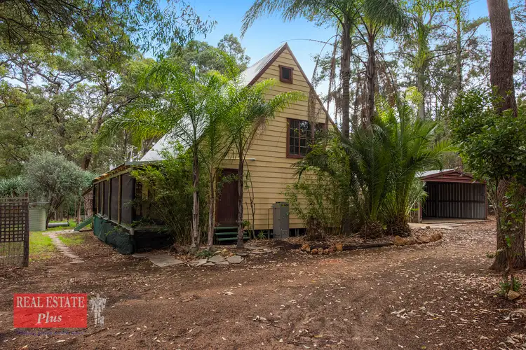 925 Stoneville Road, Mundaring WA 6073