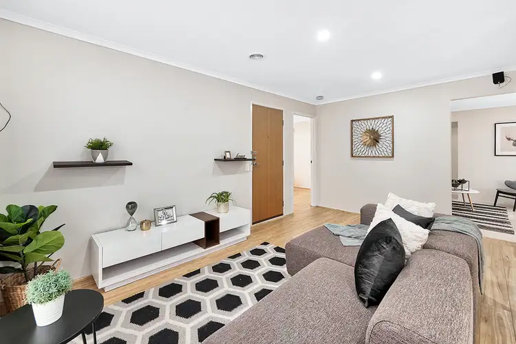 Third view of Homely house listing, 7 Josephine Avenue, Cranbourne North VIC 3977
