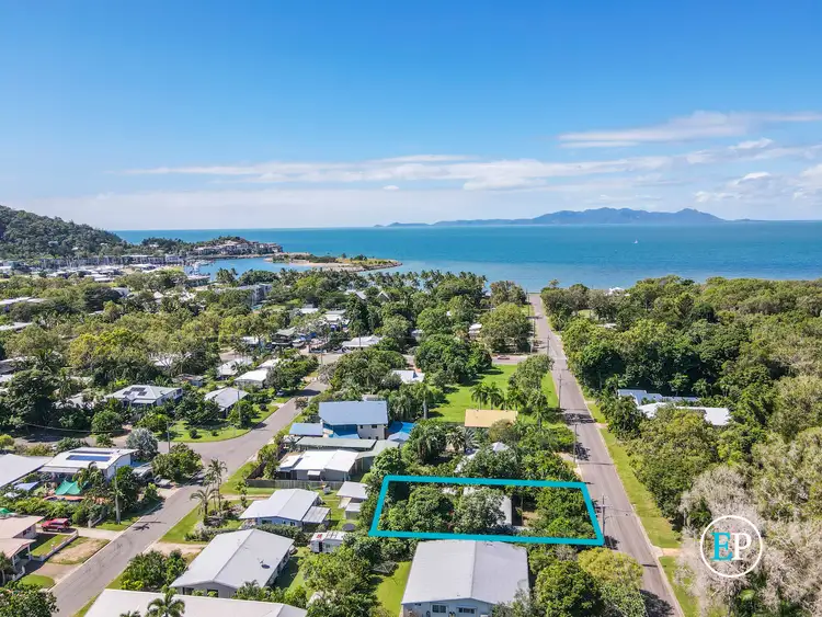 27 Yates Street, Nelly Bay QLD 4819