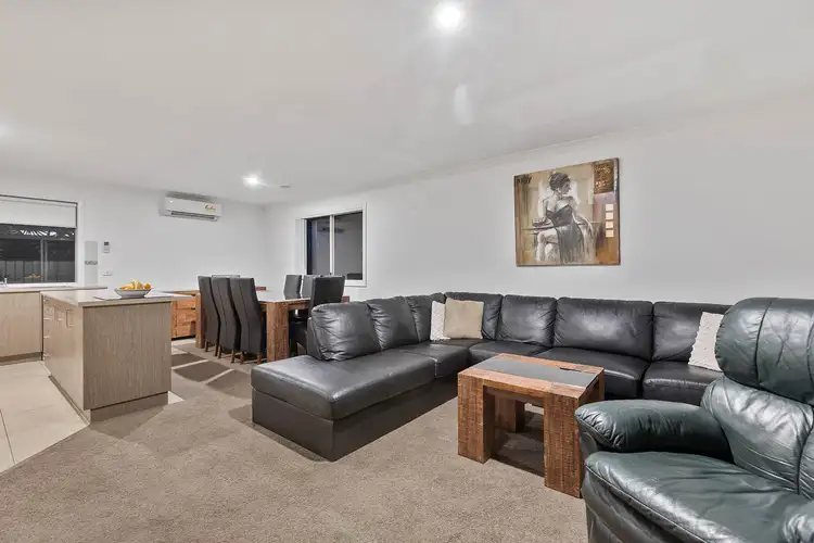 Fifth view of Homely house listing, 15 Southampton drive, Langwarrin VIC 3910