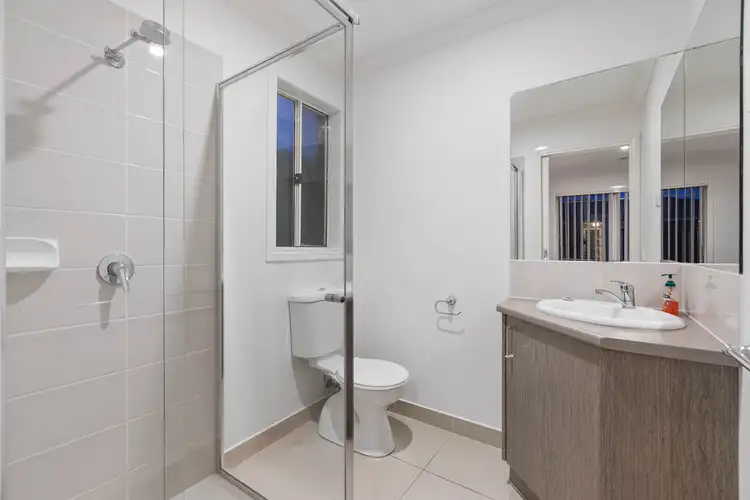 Sixth view of Homely house listing, 15 Southampton drive, Langwarrin VIC 3910