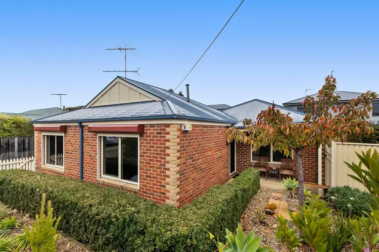1a Tasman Avenue, Belmont VIC 3216