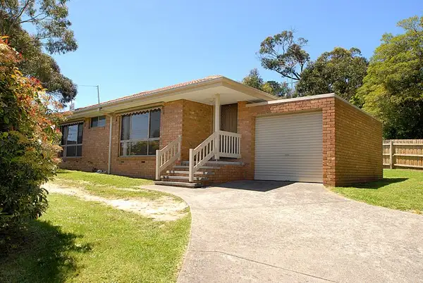 2/96 Forest Road