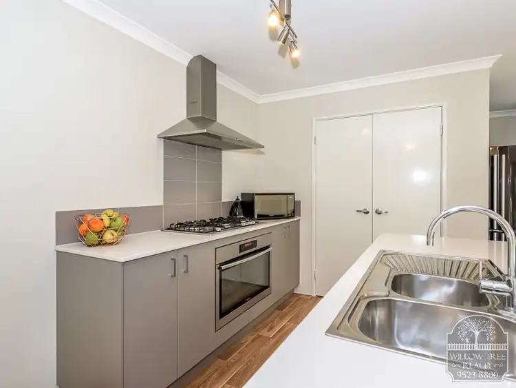 Fifth view of Homely house listing, 8 Jennings Way, Baldivis WA 6171