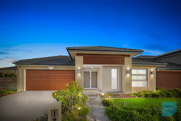 7 Carmine Circuit, Burnside VIC 3023