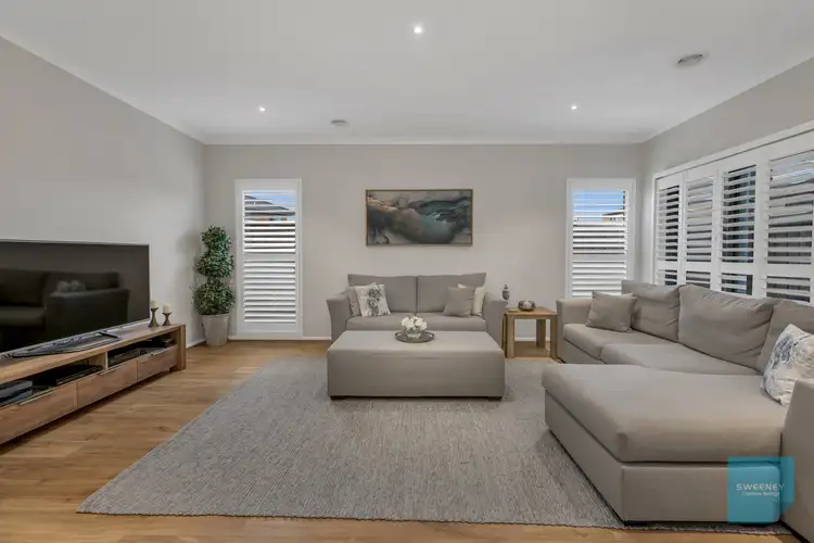 Sixth view of Homely house listing, 7 Carmine Circuit, Burnside VIC 3023