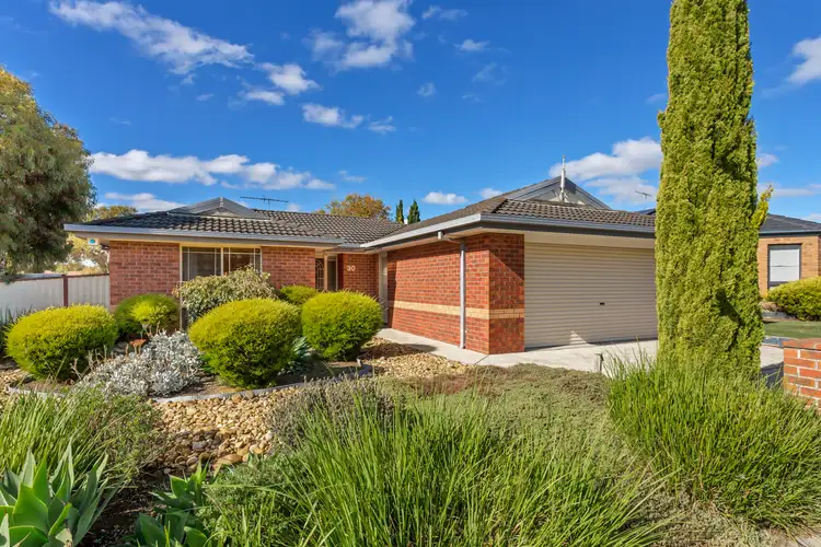 30 Ernest Crescent, Narre Warren South VIC 3805