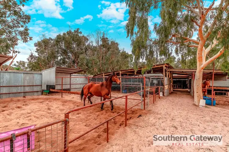 2 George Beacham Way, Pinjarra WA 6208
