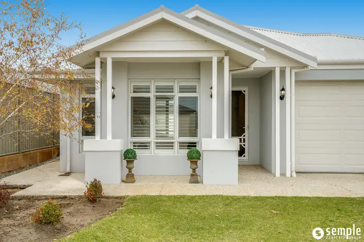 11 Apostles Corner, Wandi WA 6167