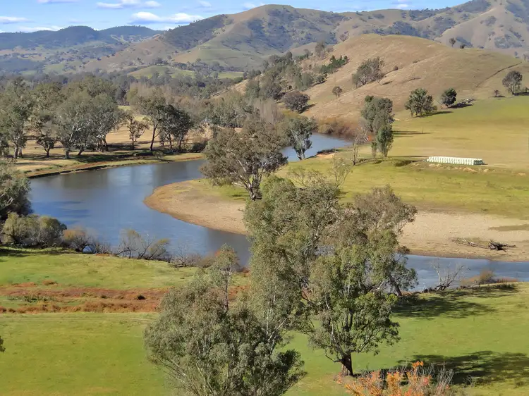 4912 River Road, Talmalmo NSW 2640
