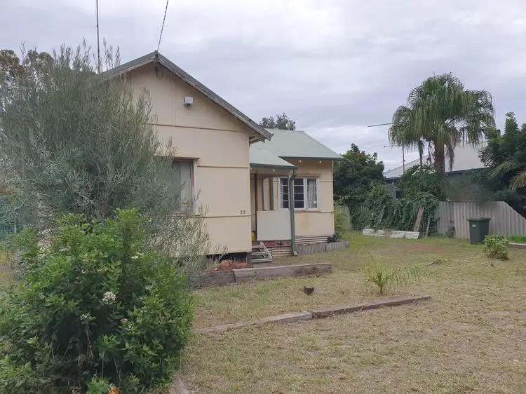 22 Boronia Avenue