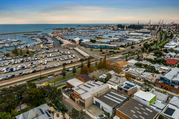 4 King William Street, South Fremantle WA 6162