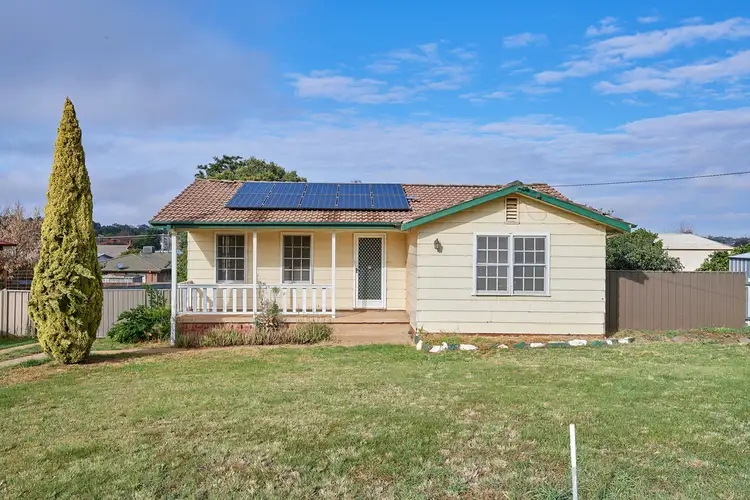 14 Prince Street, Junee NSW 2663