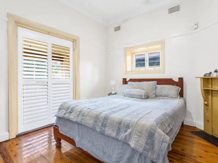Fifth view of Homely house listing, 6 The Esplanade, Thornleigh NSW 2120