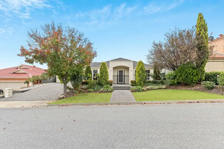 4 Longleaf Court, Flagstaff Hill SA 5159